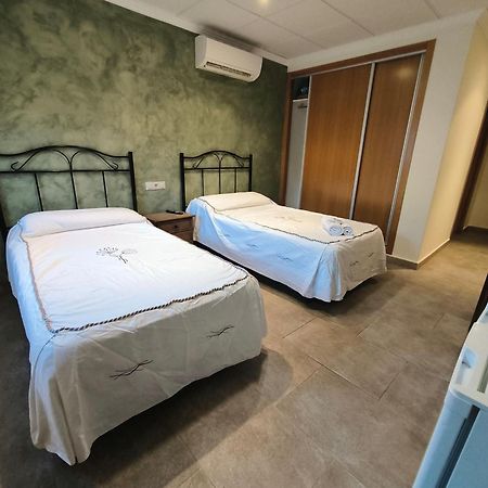 Hotel Ca' La Conchin Cortes de Pallás Esterno foto